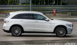 最新奔驰glc爆料新闻,设计革新，性能再攀高峰